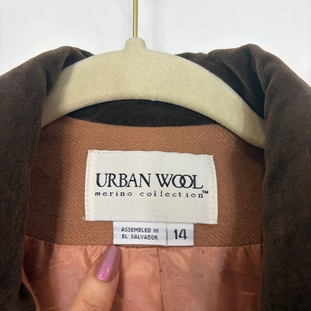 Vintage Urban Wool Blazer Womens 14 Tan Brown Merino l Velvet Trim Button Front - Picture 4 of 13